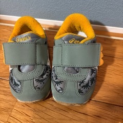 asics 13.5cmスニーカーの画像