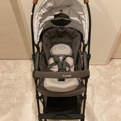 　【美品】 combi ベビーカー　スゴカルα  light エッグショックAXの画像