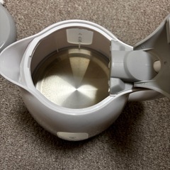 コードレス電気ポット　1リットルの画像
