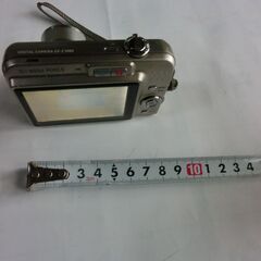 ●Casio、デジタルカメラ、●簡単動作確認済、使用感なく綺麗、●EX-Z1080,10.1メガピクセル、2.7倍光学ズームのコンパクトデジタルカメラ。  - ブランド: CASIO - モデル名: EXILIM - 画素数: 10.1 メガピクセル、充電器は付属しませんが、他の充電器で確認済、画像の物のみ👉★お手数をおかけしますプロフィール必読ですの画像