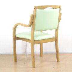 介護用椅子 ライトグリーン　プレゼント　高齢者用イス　取っ手付き　最後の１台の画像