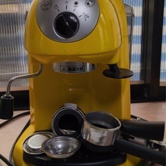 デロンギ　エスプレッソマシン　コーヒーメーカー　イエローの画像
