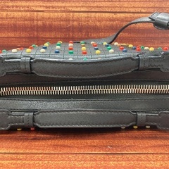 TOD'Sより【ショルダーバッグ スタッズ】の画像