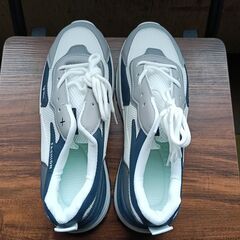 新品 25.5cm メンズ スニーカー ホワイト ブルー 厚底 シューズ 識別番号:【N605-S】の画像