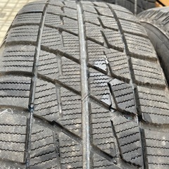 スタッドレス205/65R15 セレナ ノア VOXY プリウス ウィッシュなどに 中古スタッドレスセット ★15×6J 100-114.3/5H ET約45の画像