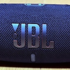 JBL CHARGE 5 Bluetooth ポータブル スピーカーの画像