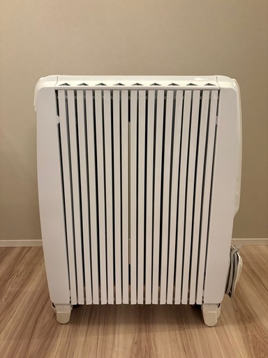 デロンギ　オイルヒーター