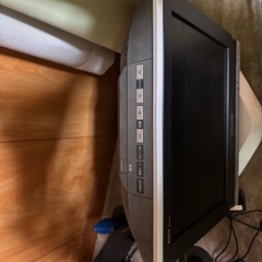 bキャスカード付き　小型テレビの画像