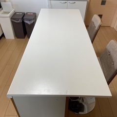 テーブル　収納付きアイランド　引っ越しの為断捨離中ですの画像