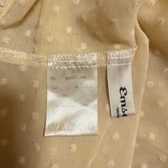 ⦅美品⦆ ems exciteエムズエキサイト、ドット柄ブラウス、シャツ、Mサイズの画像