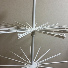簡単組み立て   ハンガーが回転の画像