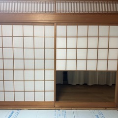雪見障子　障子は去年張り替えたばかり　　の画像