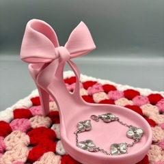 選べるカラー！ ハイヒール型 アクセサリーケースの画像