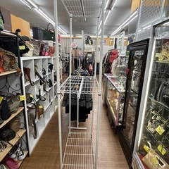 ☆ドリーム荒牧店☆ジモティー割引有☆ メタルハンガーラック/WHの画像