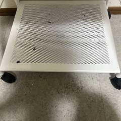 キッチンワゴン　コンセント付きの画像