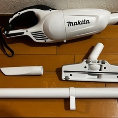 掃除機　makita  コードレス　本体のみ の画像