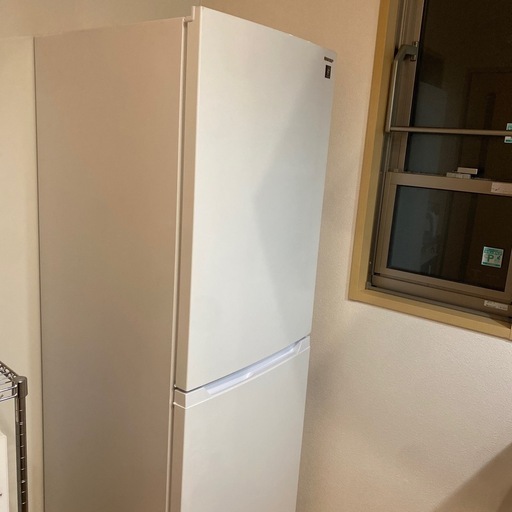 冷蔵庫　SHARP 230l
