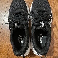 asics23.5センチの画像
