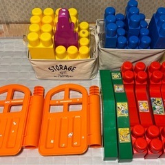 知育玩具 全身でブロック 入って遊べるセット  、2セット分の画像