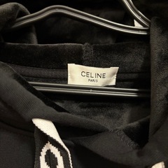 CELINEルーズフーディー男女兼用
の画像