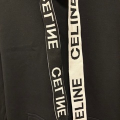 CELINEルーズフーディー男女兼用
の画像