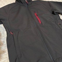 コストコ カークランド メンズ ソフトシェルジャケット ブラック Mサイズ 撥水の画像