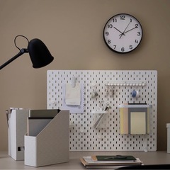 ikea  壁掛け時計　プルッティスの画像