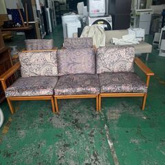 大阪❗️♻️エコマックス♻️配送も可🙌⭕️⭐️コスガの家具⭐️ソファの画像