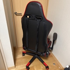 ゲーミングチェア
の画像