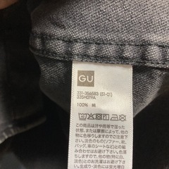 （M）［美品］GU デニムシャツの画像