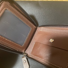 二つ折り財布　メンズの画像