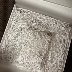 シャネルの箱の画像