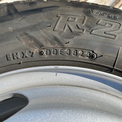 15インチ トラック用タイヤ・ホイールセットの画像