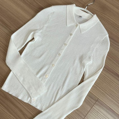 《処分価格》UＮIQLO メリノリブポロカ－ﾃﾞィガン【未着用】の画像