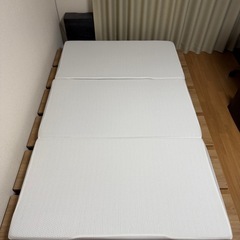 LOWYA  セミダブル　ベッドフレーム　　マットレス付の画像