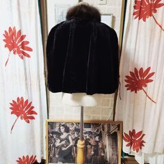 Faviora MOONBAT(ファビオラ) シェアードミンク＆ミンク襟の最高級ケープ、いかがでしょうか？の画像