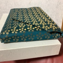 茶道具　数寄屋袋　懐紙入れ　利休梅散緞子　正絹　ポーチ　和装バッグ　名物裂写の画像