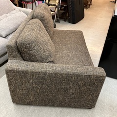 12/25まで店頭商品一部を除き半額クリスマスSALE!!開催中　サ2512-226 2シーターソファ ファブリックタイプ ブラウン 本体のみ 毛玉有りの画像