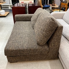 12/25まで店頭商品一部を除き半額クリスマスSALE!!開催中　サ2512-226 2シーターソファ ファブリックタイプ ブラウン 本体のみ 毛玉有りの画像