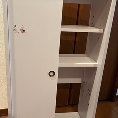 【無料】食器棚　キッチン収納の画像