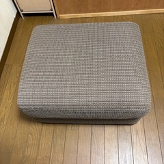 早い者勝ち　オットマンの画像