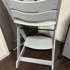 ベビーチェアの画像