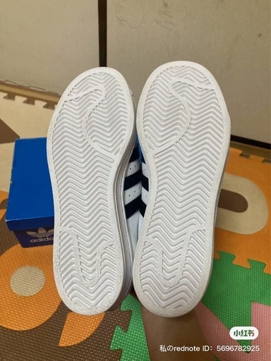 adidas靴