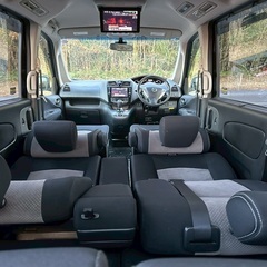 8人乗り☆ガソリン代 節約☆S-HYBRID入りました‼️26年式☆月々1.2万円〜分割払い可❗️車検2年付き！大人気☆ニッサン セレナライダー☆フリップダウンモニター付き☆Bluetooth対応ナビ☆走行中DVD見れます☆ETC☆バックカメラ☆ドラレコ付きのフル装備☆両側電動スライドドア☆ウィンカーミラー☆フル装備☆社外アルミ☆車内広々三列シート‼️の画像