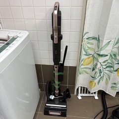 1年使用　アイリスオーヤマ　掃除機の画像