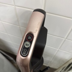 1年使用　アイリスオーヤマ　掃除機の画像