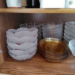 【松戸市日暮】ガラス食器の画像