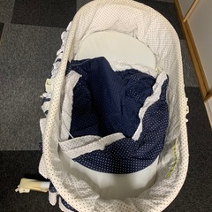 ベビーベビーベッド（バシネット）中古の画像