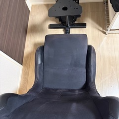 playseat  レーシングチェアの画像