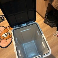 アスベル　ゴミ箱　ブラックの画像